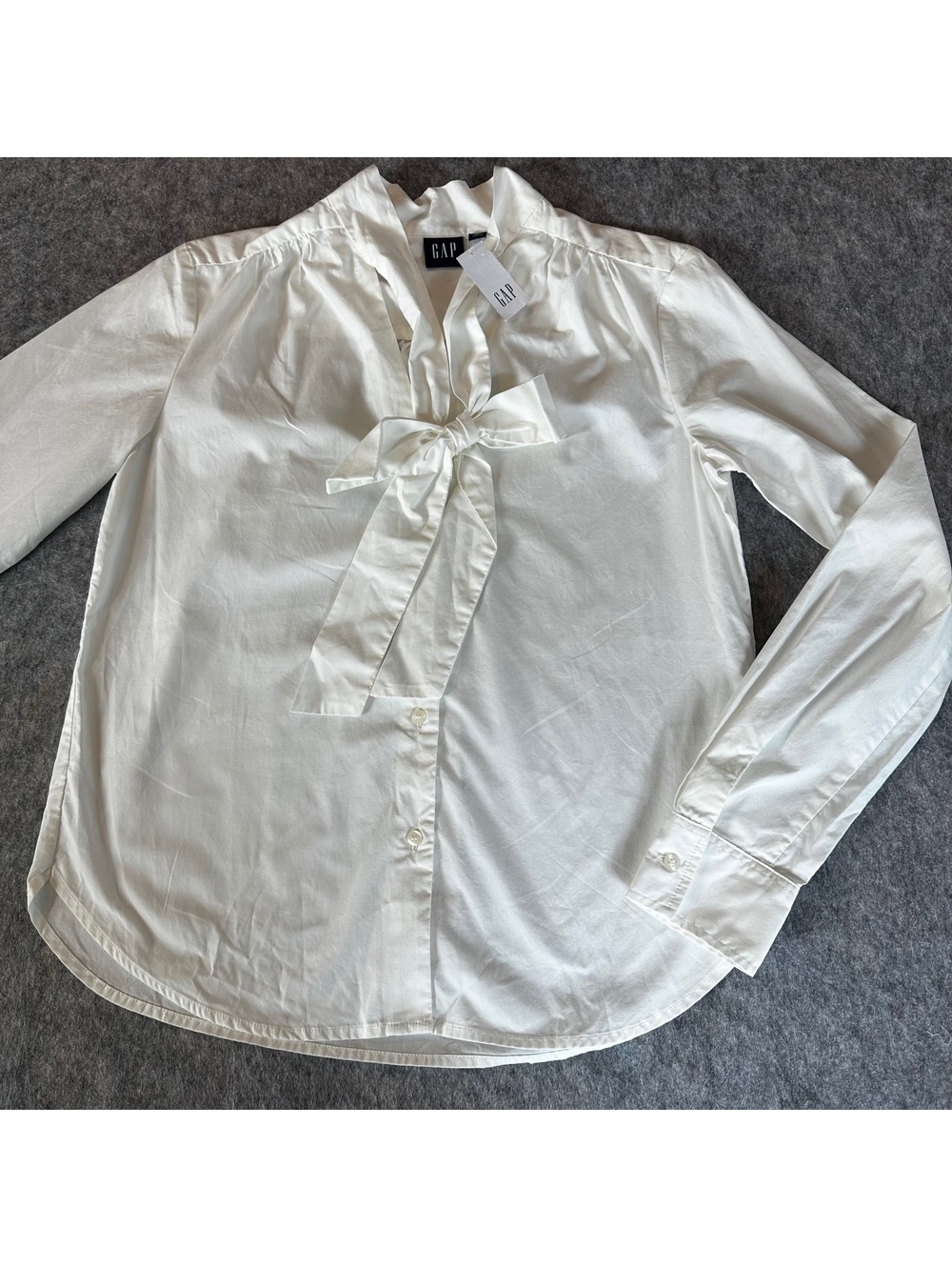 NWT Gap White Bow Tie Button-Up 100% Cotton Shirt Elegant Classic Style XS